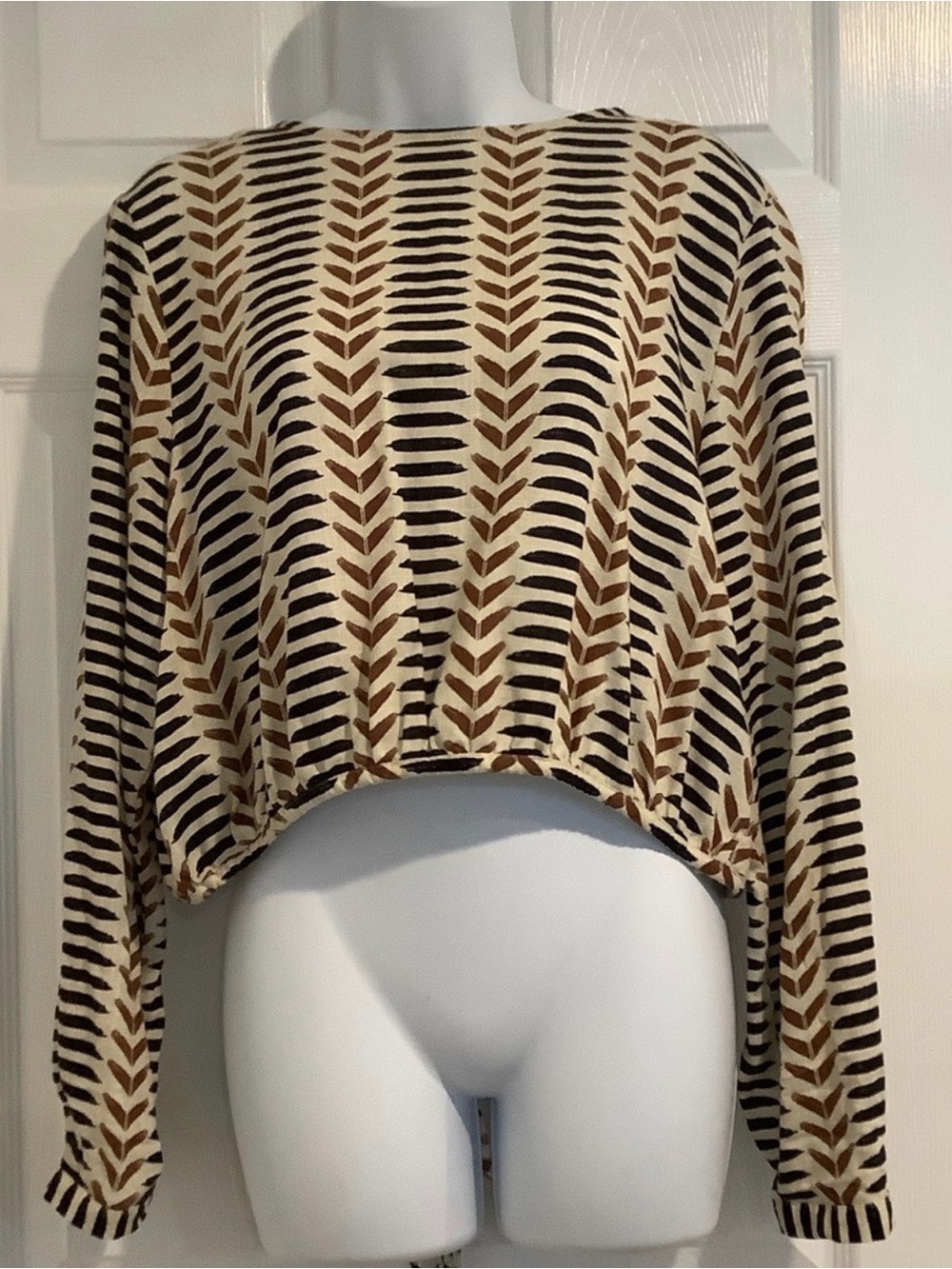 Primark Cropped Long-Sleeve Chevron Stripe Top - Cream, Brown & Black